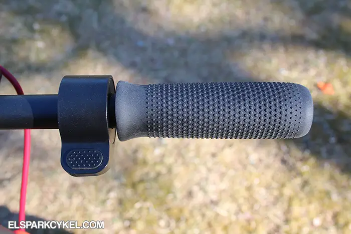 Højre side af styret på E-Wheels E2S V3 Pro