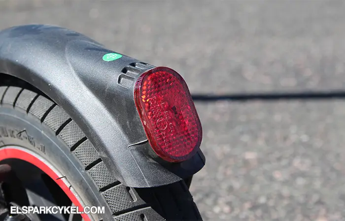 Bakbelysningen på E-Wheels E2S V3 GT Pro